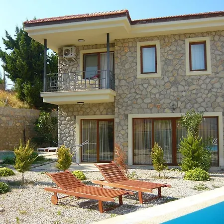 Pusula Villa *